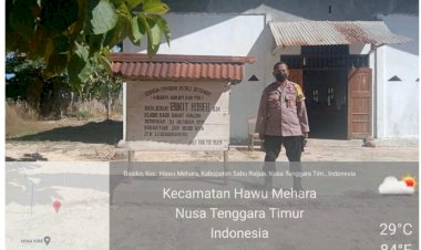 Bhabinkamtibmas-Rutin-Melakukan-Pengamanan-Pada-Ibadah-Gereja-Hari-Minggu-di-Sabu-Raijua