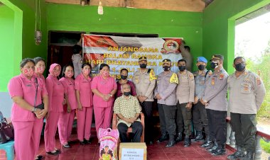 Sambut-HUT-Bhayangkara-ke-76,-Polres-Sabu-Raijua-Anjangsana-Ke-Para-Purnawirawan-Polri-dan-warakawuri