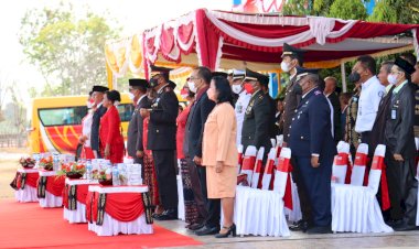 Kapolres-Sabu-Raijua-Hadiri-Upacara-HUT-Kemerdekaan-Republik-Indonesia-Ke-77