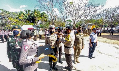 Kapolres-Sabu-Raijua-pimpin-apel-gelar-pasukan-Operasi-Zebra-Turangga-2022