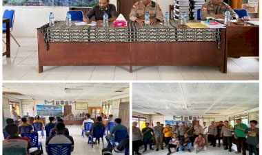 Giat-Rutin-Jumat-Curhat,-Kapolres-Sabu-Raijua-bersama-PJU-Polres-dengarkan-keluh-kesah-masyarakat-Sabu-Raijua