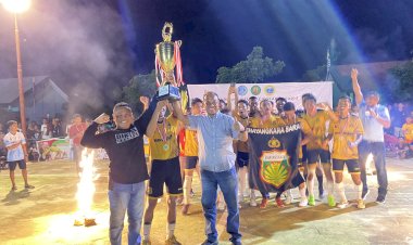 Sang-Juara,-Tim-Futsal-Polres-Sabu-Raijua-jadi-juara-1-Rosario-Cup-Ke-I