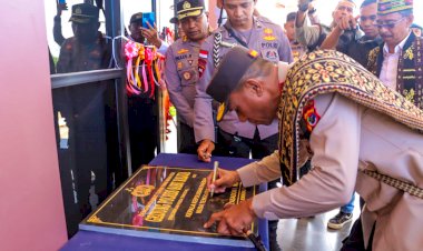 Kapolda-NTT-Resmikan-Mako-Polres-Sarai