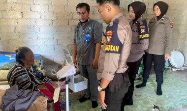 Warga-Sambut-Antusias-Bakti-Kesehatan-Polri-di-Rempang