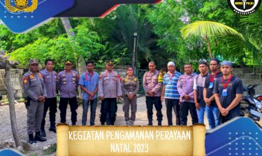 Pengamanan-Malam-Natal-dan-Ibadah-Batal-2023-,-Polsek-sabu-Barat-Bersama-remaja-Masjid-,-Pemuda-OMK-serta-Pemuda-Yeruel-Seba-Laksanakan-Kegiatan-Pengamanan-Gereja-di-Wilkum-Polsek-Sabu-Barat.