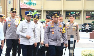 Pastikan-Keamanan-Arus-Balik-Lebaran,-Kapolri-Patroli-Udara-Jalur-Tol 