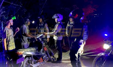 Sabu-Raijua,-Sat-samapta-melaksanakan-Patroli-Rutin-jelang-Pilkada-2024-pada-malam-hari-dalam-rangka-Pencegahan-Gangguan-Kamtibmas-di-Wilkum-Polres-Sabu-Raijua.