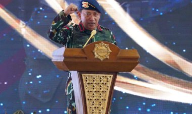 Kapolri-Apresiasi-Anggota-Brimob-yang-Berhasil-Bebaskan-Pilot-Susi-Air-Korban-Penyanderaan-KKB