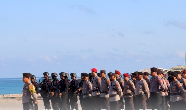 JELANG-PILKADA-SERENTAK-POLRES-SABU-RAIJUA-DAPAT-TAMBAHAN-KEKUATAN-PERSONEL-BKO-DARI-SAT-BRIMOB-DAN-PERS-POLDA-NTT.