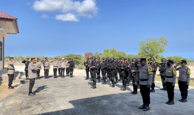 Kapolres-Pimpin-Patroli-Bersama-BKO-Brimob-Ke-TPS---TPS