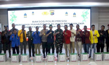 Sambut-Ramadhan,-Polda-NTT-dan-Mahasiswa-Gelar-Bakti-Sosial-Polri-Presisi