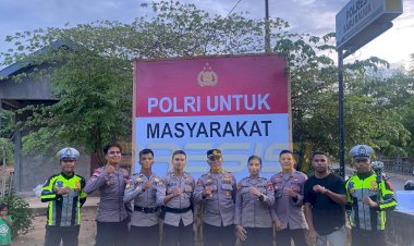 BAG-OPS-POLRES-SABU-RAIJUA-BAGIKAN-TAKJIL-GRATIS-PADA-MASYARAKAT