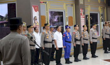 Kapolda-Aceh-Inspektur-Upacara-Pemuliaan-Nilai-Nilai-Tribrata-Pataka-Polda-Aceh,-Dalam-Rangka-Hari-Bhayangkara-ke-79