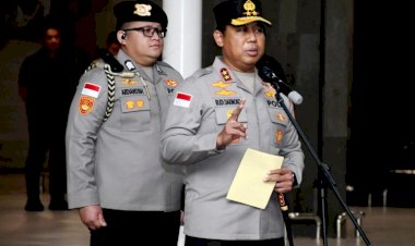 Lepas-Keberangkatan-Personel-Brimobda-NTT-BKO-ke-Polda-Metro-Jaya,-Kapolda-NTT:-Pulanglah-dengan-Selamat-dan-Penuh-Kebanggaan.