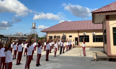 Polres-Sabu-Raijua-Laksanakan-Kegiatan-Olahraga-Pagi-di-Mako-Polres