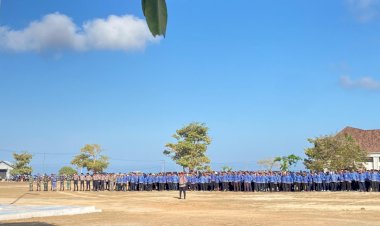 Wakil-Bupati-Sabu-Raijua-Pimpin-Upacara-Hari-Kesaktian-Pancasila,-Tekankan-Semangat-Persatuan