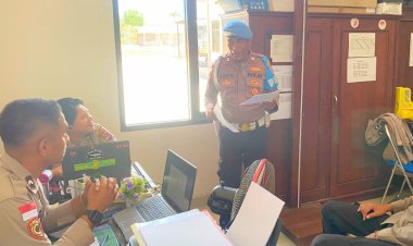 Propam-Polres-Sabu-Raijua-Gencarkan-Pengawasan-dan-Sosialisasi-Larangan-Gaya-Hidup-Hedon