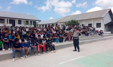 Sat-Binmas-Polres-Sabu-Raijua-Gelar-Sosialisasi-Saka-Bhayangkara-di-SMA-Negeri-1-Sabu-Tengah