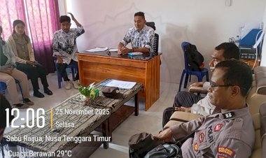 Giat-Patroloi-Polsek-Sabu-Barat,-Amankan-Situasi-Sekolah-dan-Mediasi-Perselisihan-Antar-Siswa