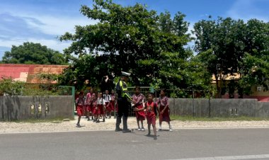 Sat-Lantas-Polres-Sabu-Raijua-Laksanakan-Patroli-dan-Himbauan-Lalulintas-di-Jalan-Trans-Seba