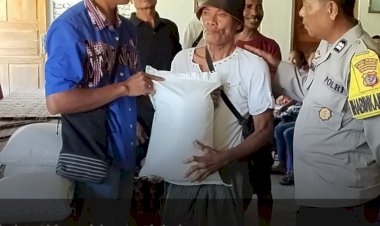 Polres-Sabu-Raijua-Lakukan-Monitoring-Penyaluran-Bantuan-Beras-di-Desa-Daieko