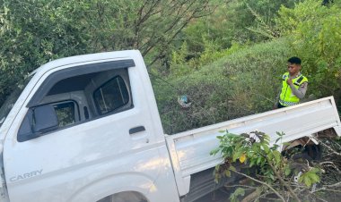 Sat-Lantas-Polres-Sabu-Raijua-Gerak-Cepat-Tangani-Laka-Tunggal-di-Karaki