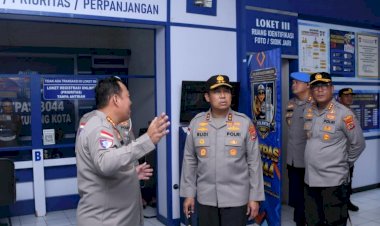 Pastikan-Pelayanan-Publik-Prima,-Kapolda-NTT-Cek-Langsung-Ruang-Pelayanan-Masyarakat-di-Polresta-Kupang-Kota