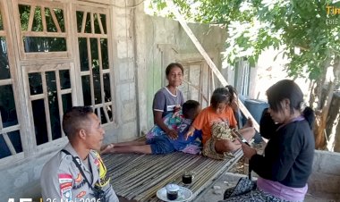 Polisi-Ingatkan-Warga-Waspada-Cuaca-Ekstrem-Saat-Sambang-Kamtibmas-di-Sabu-Barat