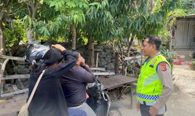 Demi-Keselamatan-Bersama,-Satlantas-Polres-Sabu-Raijua-Intensifkan-Patroli-K3I