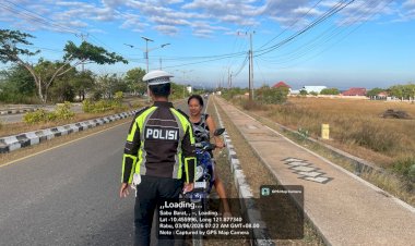 Wujudkan-Kamseltibcarlantas,-Satlantas-Polres-Sabu-Raijua-Rutin-Laksanakan-Strong-Point-Pagi