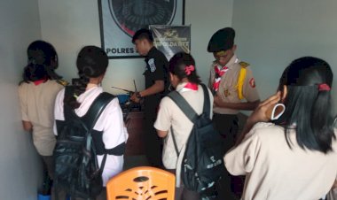 Satuan-Binmas-Polres-Sabu-Raijua-Bekali-Saka-Bhayangkara-dengan-Pengetahuan-Teknologi-Informasi-dan-Komunikasi