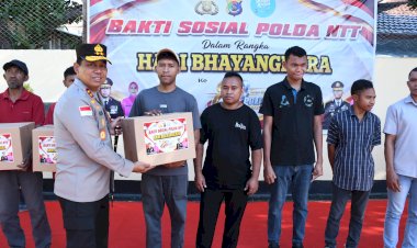 Kapolda-NTT-Bagikan-100-Paket-Sembako,-Wujud-Kepedulian-Polri-kepada-Masyarakat-di-HUT-Bhayangkara-ke-80