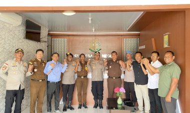 Kapolres-Sabu-Raijua-dan-Kejaksaan-Negeri-Sabu-Raijua-Perkuat-Sinergitas-Penegakan-Hukum,-Pastikan-Soliditas-Institusi