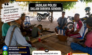 Sambang-Humanis-Bhabinkamtibmas-Polsek-Sabu-Timur,-Warga-Desa-Kujiratu-Diajak-Jaga-Kamtibmas-dan-Waspada-Cuaca-Ekstrem