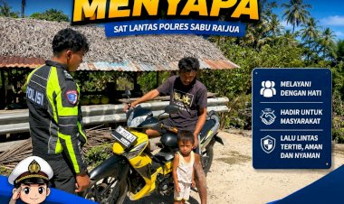 Disiplin-dan-Humanis,-Satlantas-Polres-Sabu-Raijua-Laksanakan-Strong-Point-Pagi-Demi-Kelancaran-Arus-Lalu-Lintas