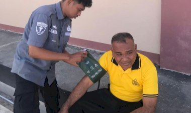 Kesehatan-Jadi-Prioritas,-Dokkes-Polres-Sabu-Raijua-Cek-TTV-Peserta-Tes-PAG