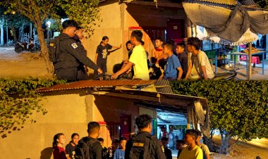 Sapa-dan-Imbau-Masyarakat,-Patroli-Presisi-Sat-Samapta-Polres-Sabu-Raijua-Hadir-Jaga-Kamtibmas