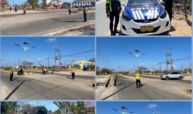 Jaga-Jalan-Tetap-Aman-dan-Lancar,-Satlantas-Sabu-Raijua-Intensifkan-Patroli-dan-Pengaturan