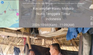 Jaga-Kamtibmas-dan-Waspada-Cuaca-Ekstrem,-Bhabinkamtibmas-Hadir-di-Tengah-Warga-Wadumaddi