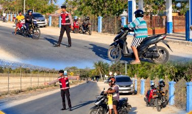 Tingkatkan-Keselamatan-Berlalu-Lintas,-Sat-Samapta-Polres-Sabu-Raijua-Gelar-Strong-Point-Pag
