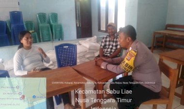 Cegah-Kebakaran-Sejak-Dini,-Bhabinkamtibmas-Polres-Sabu-Raijua-Ajak-Warga-Hallapadji-Lindungi-Lingkungan