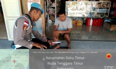 Dukung-Program-100-Hari-Kapolri,-Polres-Sabu-Raijua-Sosialisasikan-Kanal-Pengaduan-Propam-dan-QR-Code