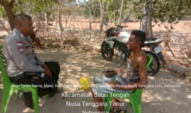 Cegah-Kebakaran-Bhabinkamtibmas-Polsek-Sabu-Timur-Sambangi-Warga-Desa-Matei