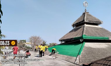 Rawat-Rumah-Ibadah,-Jaga-Alam!-Polsek-Sabu-Barat-Bersama-Remaja-Masjid-Gelar-Green-Policing