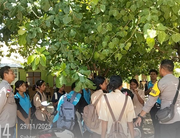 Patroli SPKT Polsek Sabu Barat Cegah Tawuran dan Perkelahian Antar Pelajar