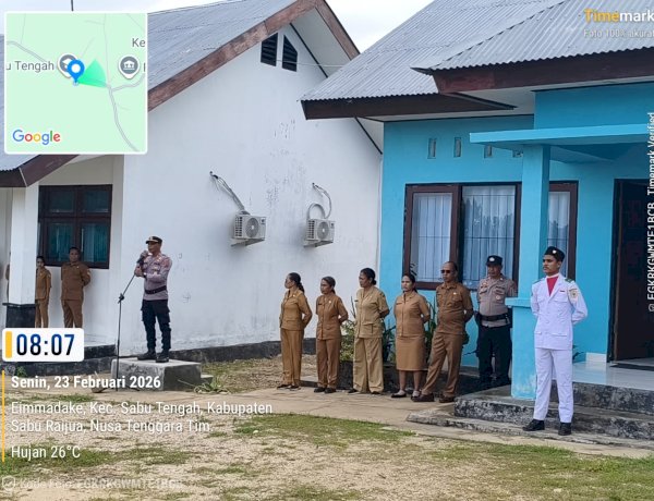 Kasat Binmas Polres Sabu Raijua Jadi Irup Upacara di SMA 1 Sabu Tengah, Perkuat Program Polisi Masuk Sekolah