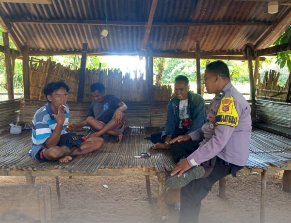 Bhabinkamtibmas Polsek Sabu Timur Laksanakan Sambang dan Himbauan Kamtibmas