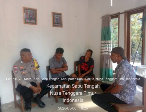Bhabinkamtibmas Polsek Sabu Timur Intensifkan Patroli dan Edukasi Warga di Desa Matei