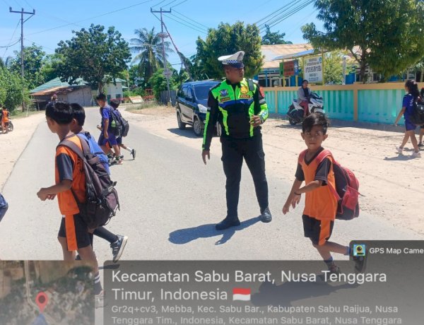 Humanis dan Sigap, Satlantas Polres Sabu Raijua Turun ke Jalan Wujudkan Pagi Aman dan Tertib