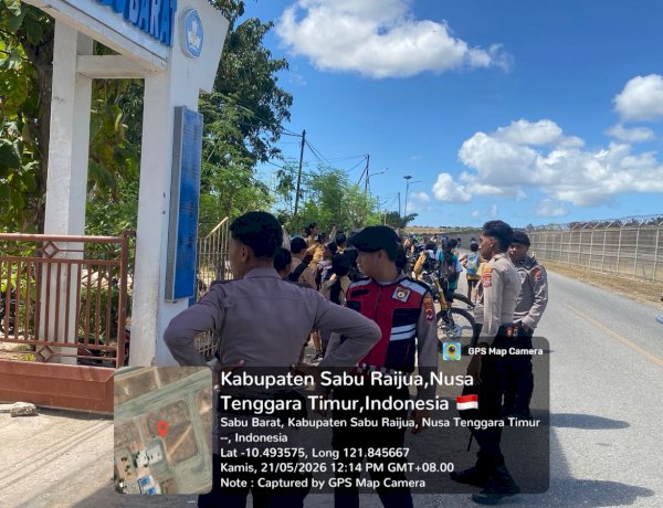 Polri Hadir dengan Sentuhan Humanis, Anak Sekolah dan Penumpang Kapal Merasa Aman di Sabu Raijua